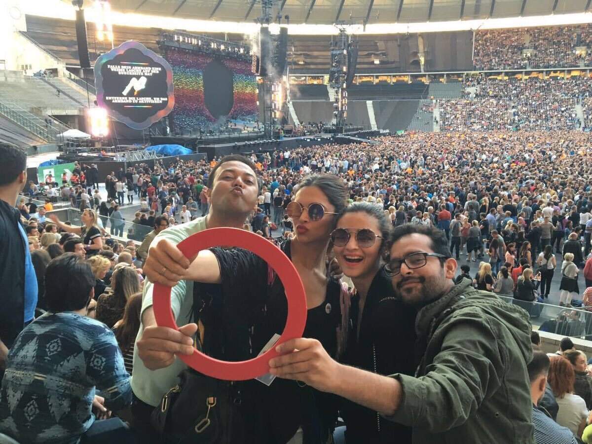 Anirban Blah (Left) with Deepika Padukone and Alia Bhatt