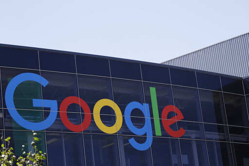Google Assistant has hidden lists, notes web app
