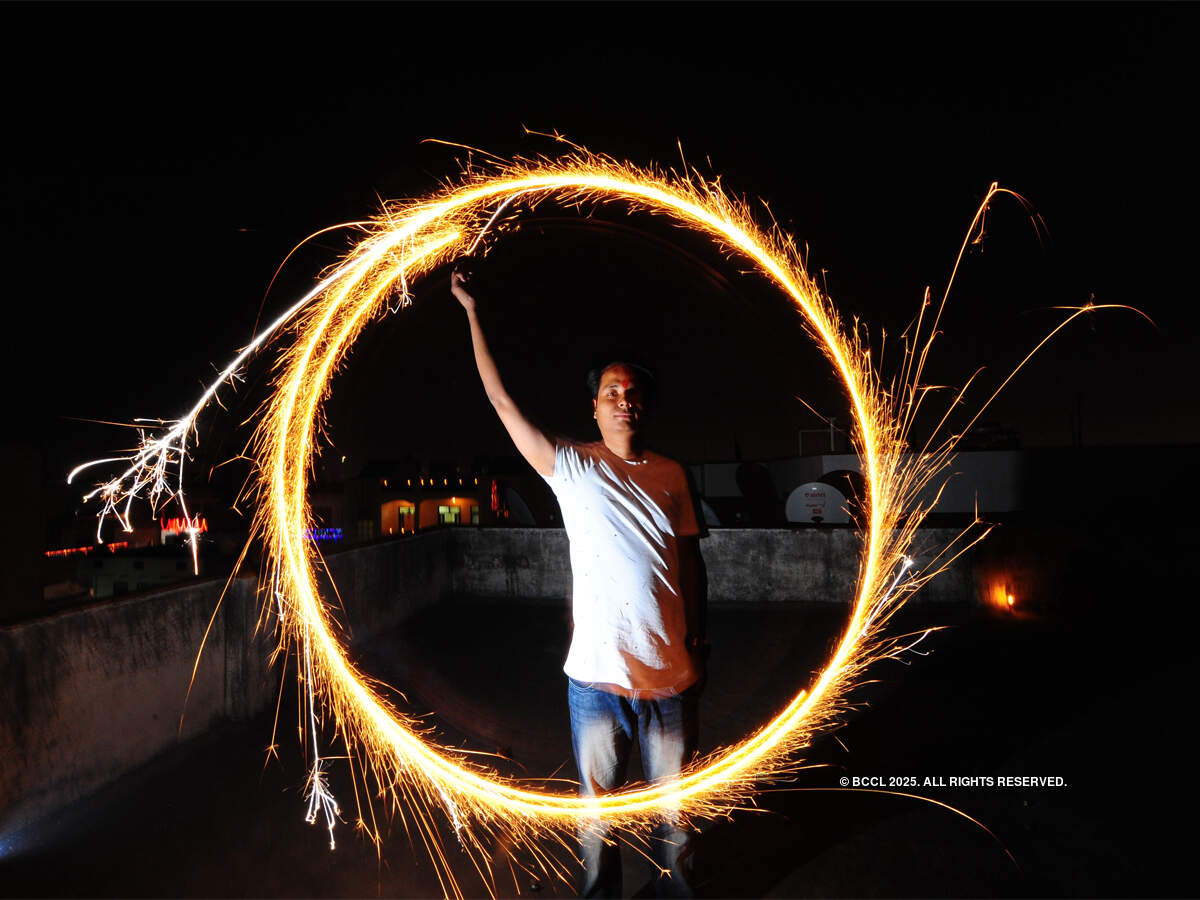 No online sale of firecrackers, says India's Supreme Court