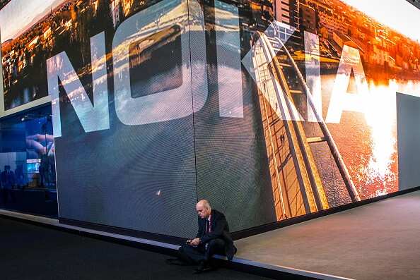 Nokia kicks off cost-cutting plan after Q3 profit drops