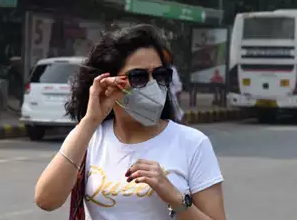 'Pollution in Delhi akin to smoking 15-20 cigarettes a day'