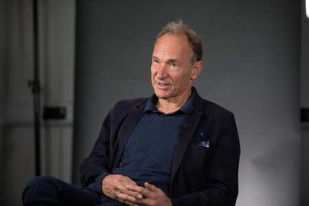 World Wide Web inventor wants new 'contract' to make web safe