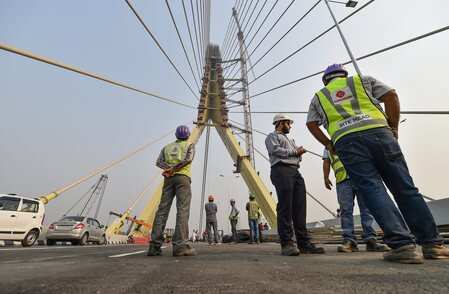 358 infra projects show cost overruns of over Rs 3.37 lakh crore