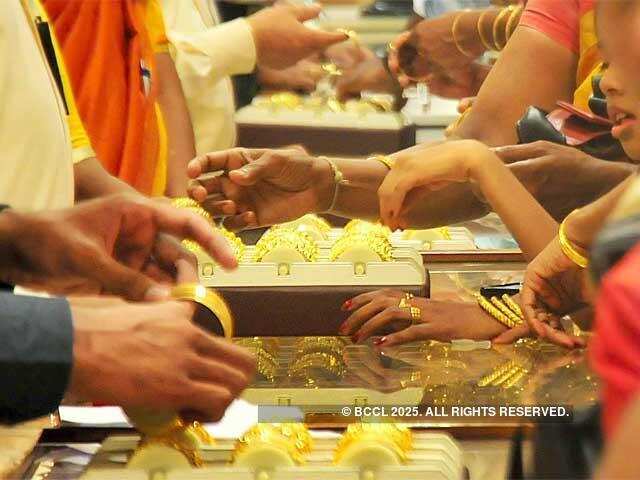 Will ensure adequate funds for gems & jewellery sector, says Prabhu