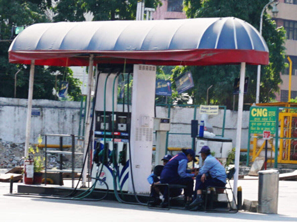 Petrol pumps bonanza: Dealers to move court