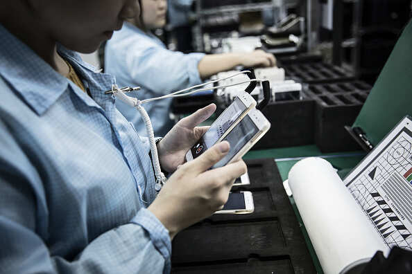 'Sacked without notice', hundreds of workers go on rampage at Hipad Technology