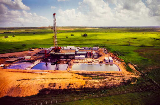 Texas and New Mexico shale basins hold 49 years worth of oil