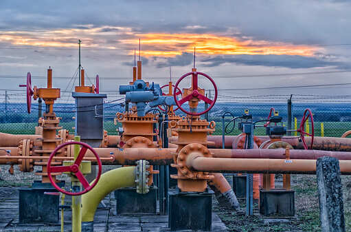 Uzbekistan borrows $2.3 billion for gas-to-liquids plant project