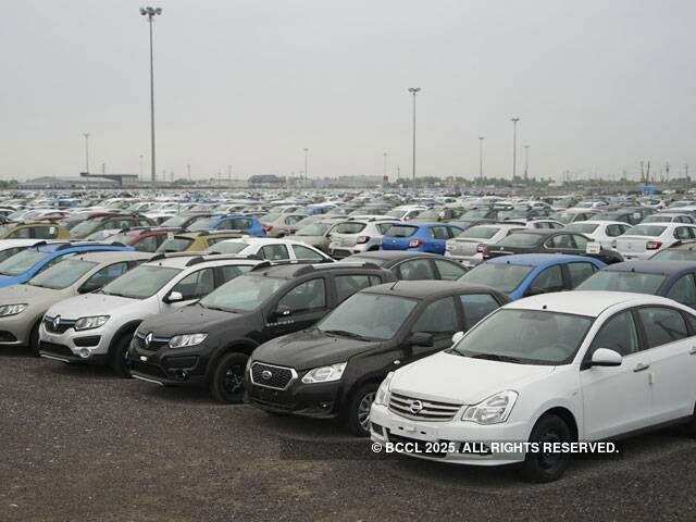 Automakers denounce 'unrealistic' EU emissions targets