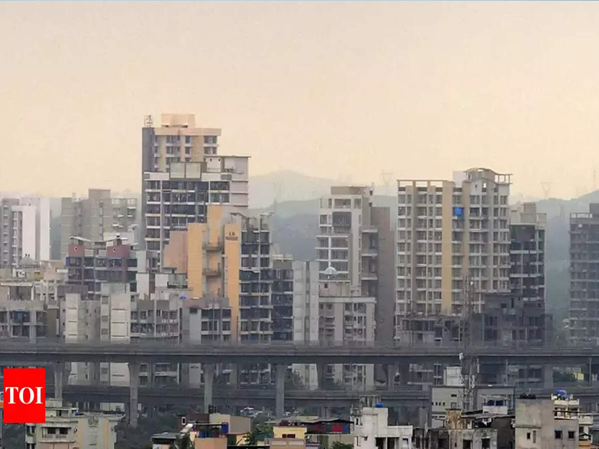 Crooked Mumbai builders have left 1.25 lakh families in lurch