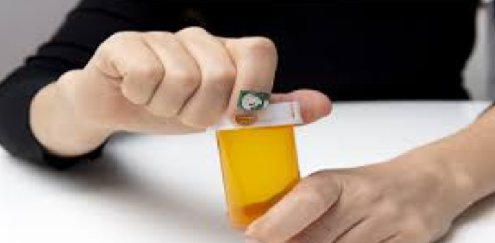 This fingernail sensor uses AI to monitor health