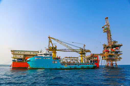 Russia's daily oil output at 11.44 million bpd