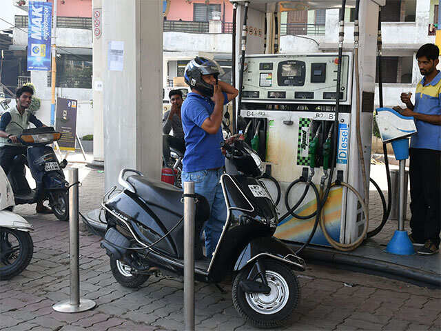 Fuel dealers up in arms against setting up of new petrol pumps