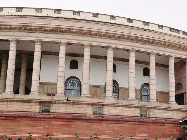 Lok Sabha passes bill to amend Aadhaar act