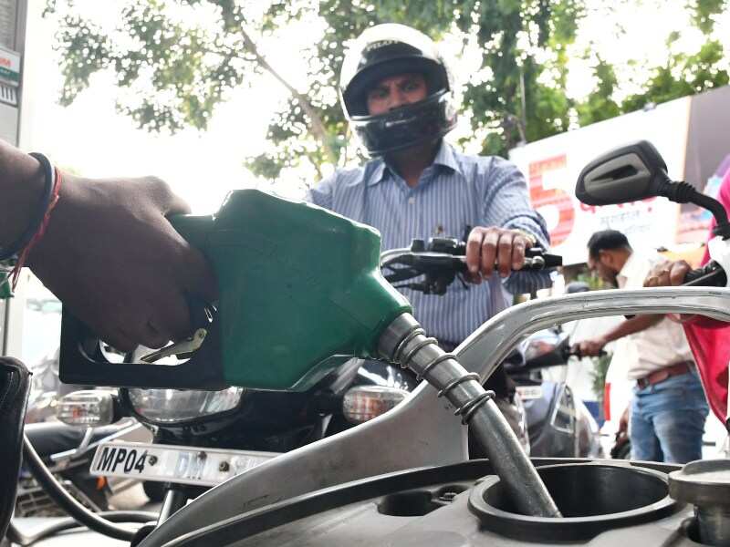 Fuel prices continue upward march, petrol at Rs 70.41 per litre in Delhi