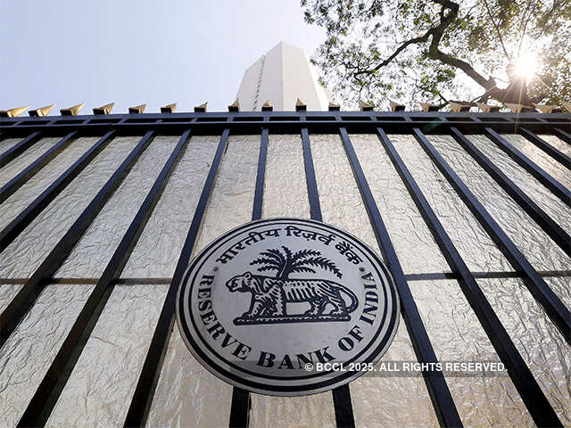 RBI mulls opening up payment system operators to private parties