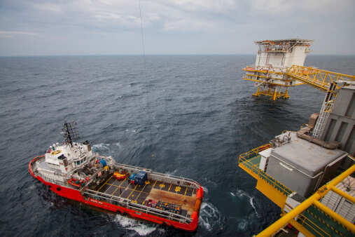 Iran discovers oil in Abadan region, says minister