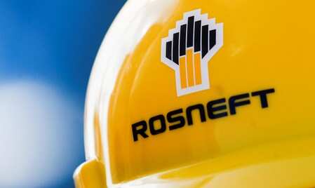 Russia's Rosneft sees different scenarios for global oil deal
