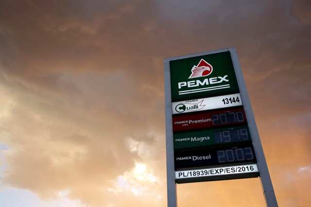 Mexican state oil company Pemex posts $6.4 bln 4th-qtr loss