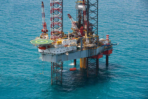 Oil trader AOT Energy reviews Asia business plan