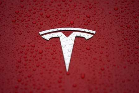 Tesla sues former employees for allegedly stealing data, Autopilot source code