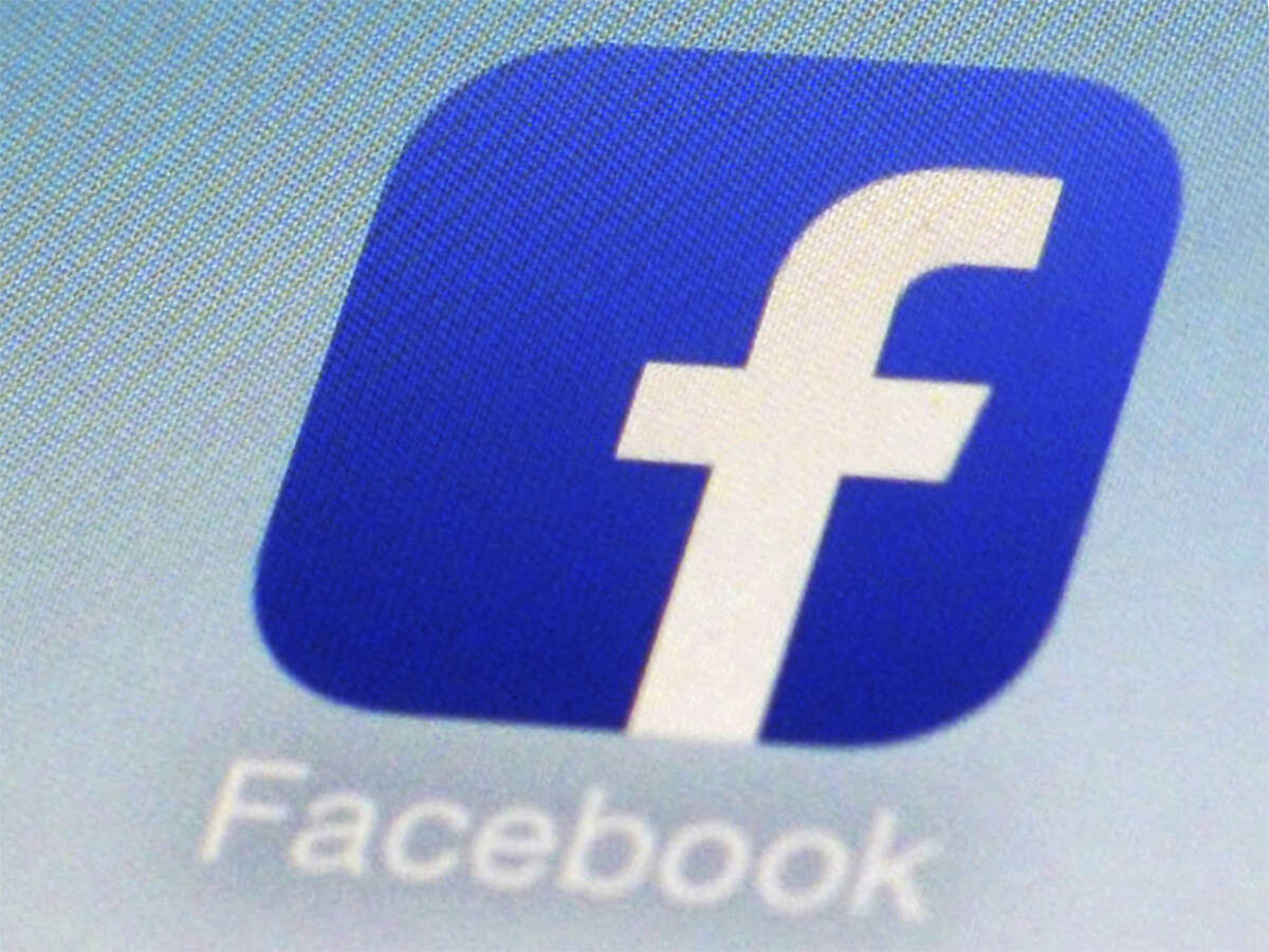 Instagram to re-brand, include parent company Facebook's name