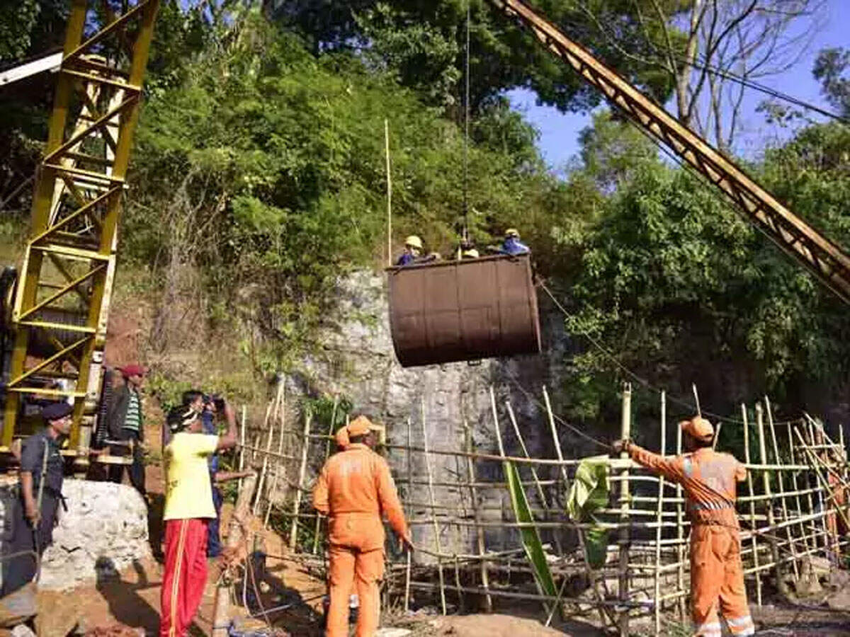 Meghalaya to move SC on stopping operations to retrieve bodies from flooded mine
