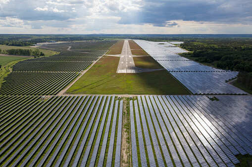 Mounting trade barriers may push investment costs, says IMF citing solar power