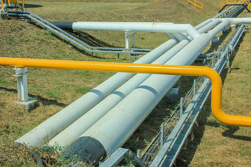 Engie bids $8.6 bn for Petrobras pipeline unit, topping competitors