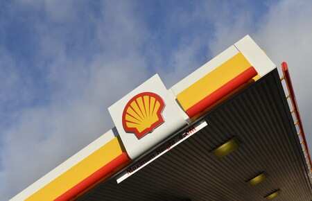 Shell branding is seen at a petrol station in west London, January 29, 2015. REUTERS/Toby Melville/File photo