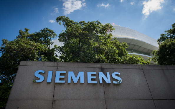 Siemens inches forward in race to revamp Iraq's electricity grid