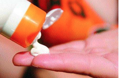 High levels of sunscreen ingredients end up in the bloodstream -study