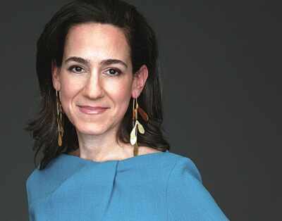 Clinique looks to sell big in smaller sachets