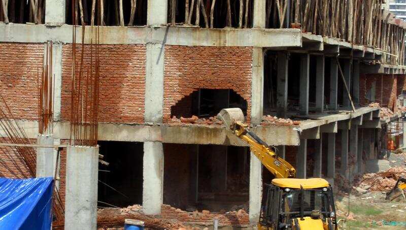 Kalyan-Dombivli civic body stops razing illegal building citing lack of cops