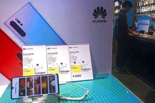 Google flags US national security risks from Huawei ban: Report