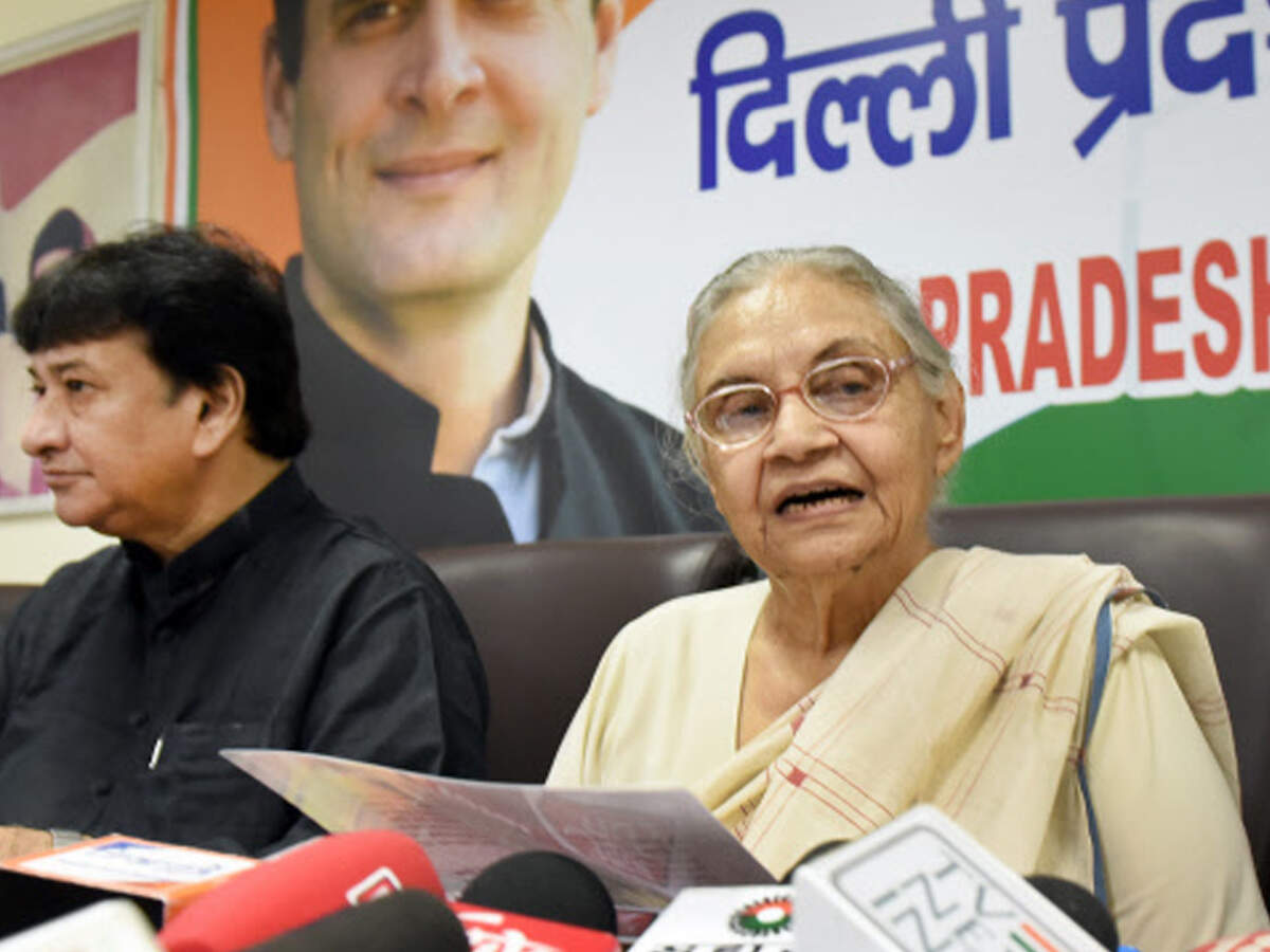 Congress slams AAP for ‘loot’ in power bills, asks Delhiites to stop payment