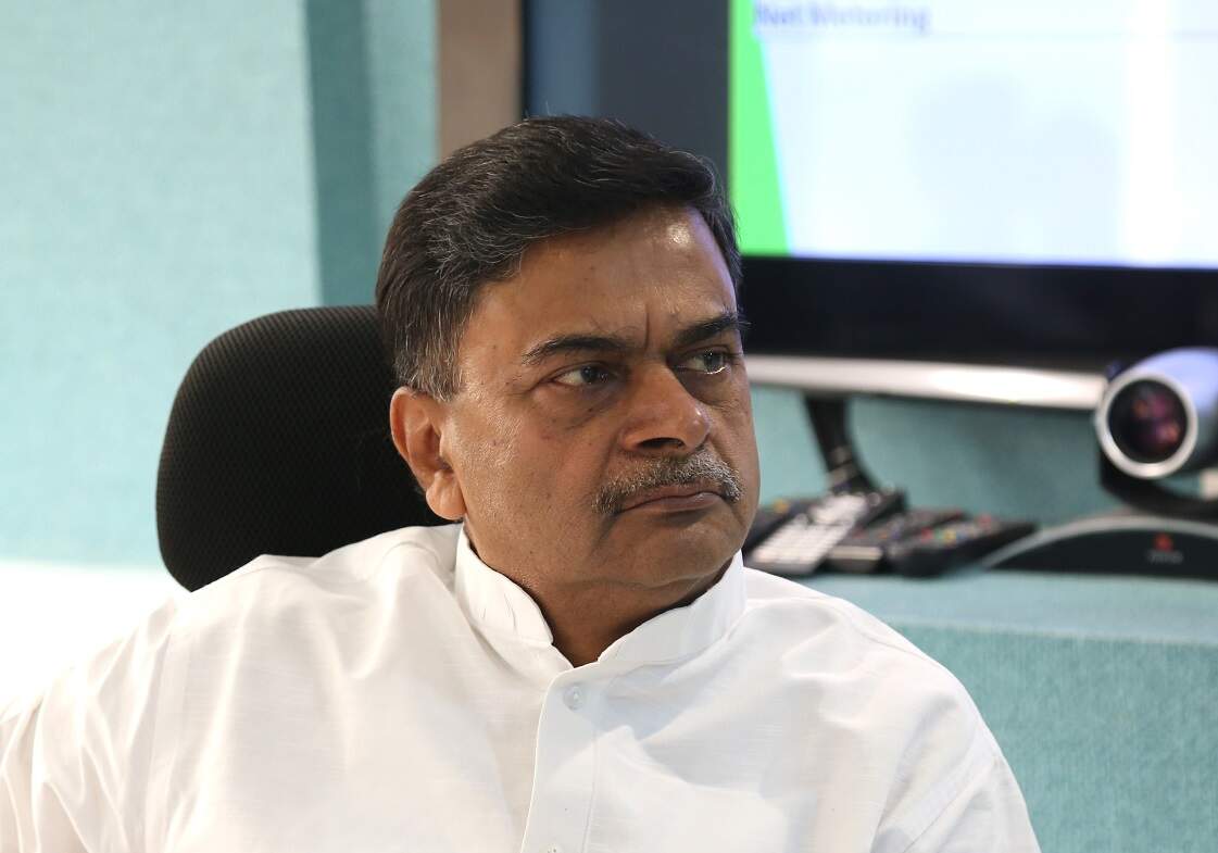 Power minister says India inching towards meeting Paris convention targets