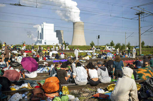 Climate activists end their blockade of German coal mine