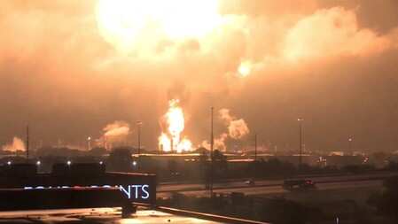Unit at Philadelphia refinery completely destroyed in fire - sources