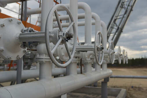 British weekend gas price down 4.3% to its lowest in two years