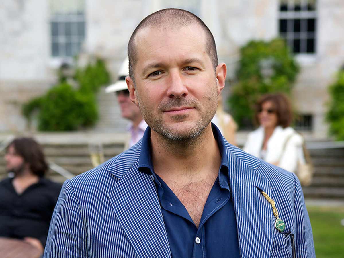Steve Jobs' confidant to leave Apple and start own firm
