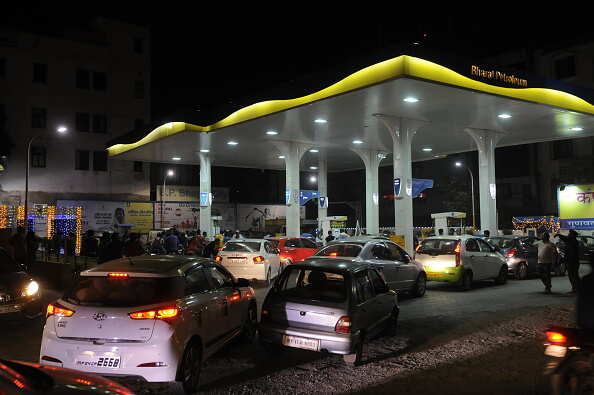 Budget 2019: Petrol, diesel prices to rise by Rs 2 per litre as govt increase excise duty and cess