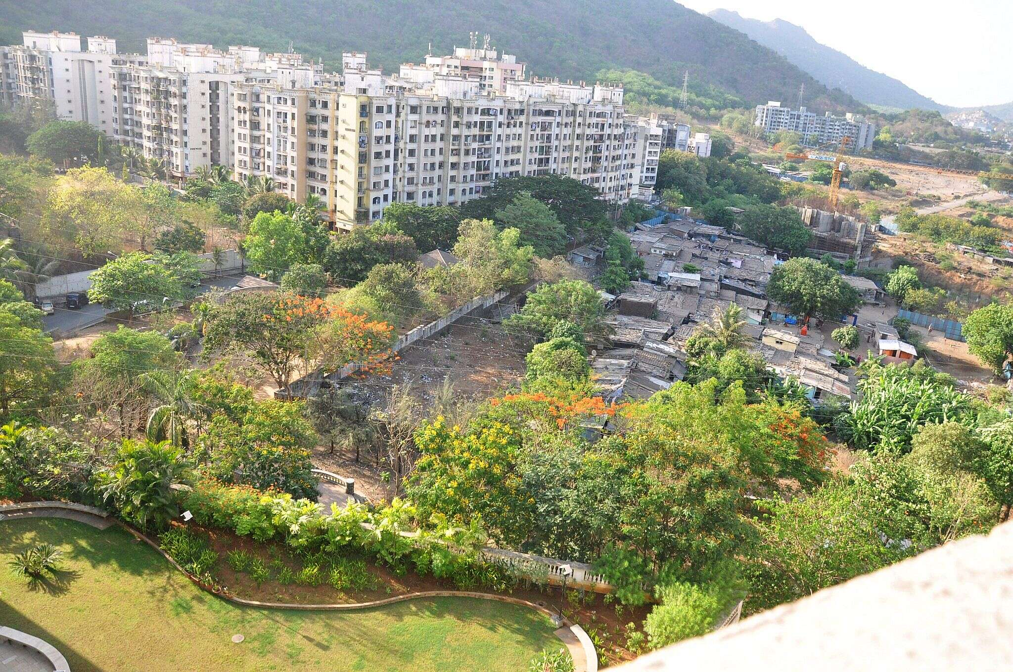 Consolidation halves number of developers in top nine cities during 2011-18: Report