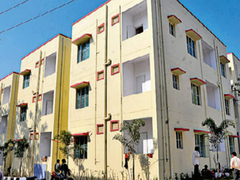 Adalat to consider building plans in Kochi