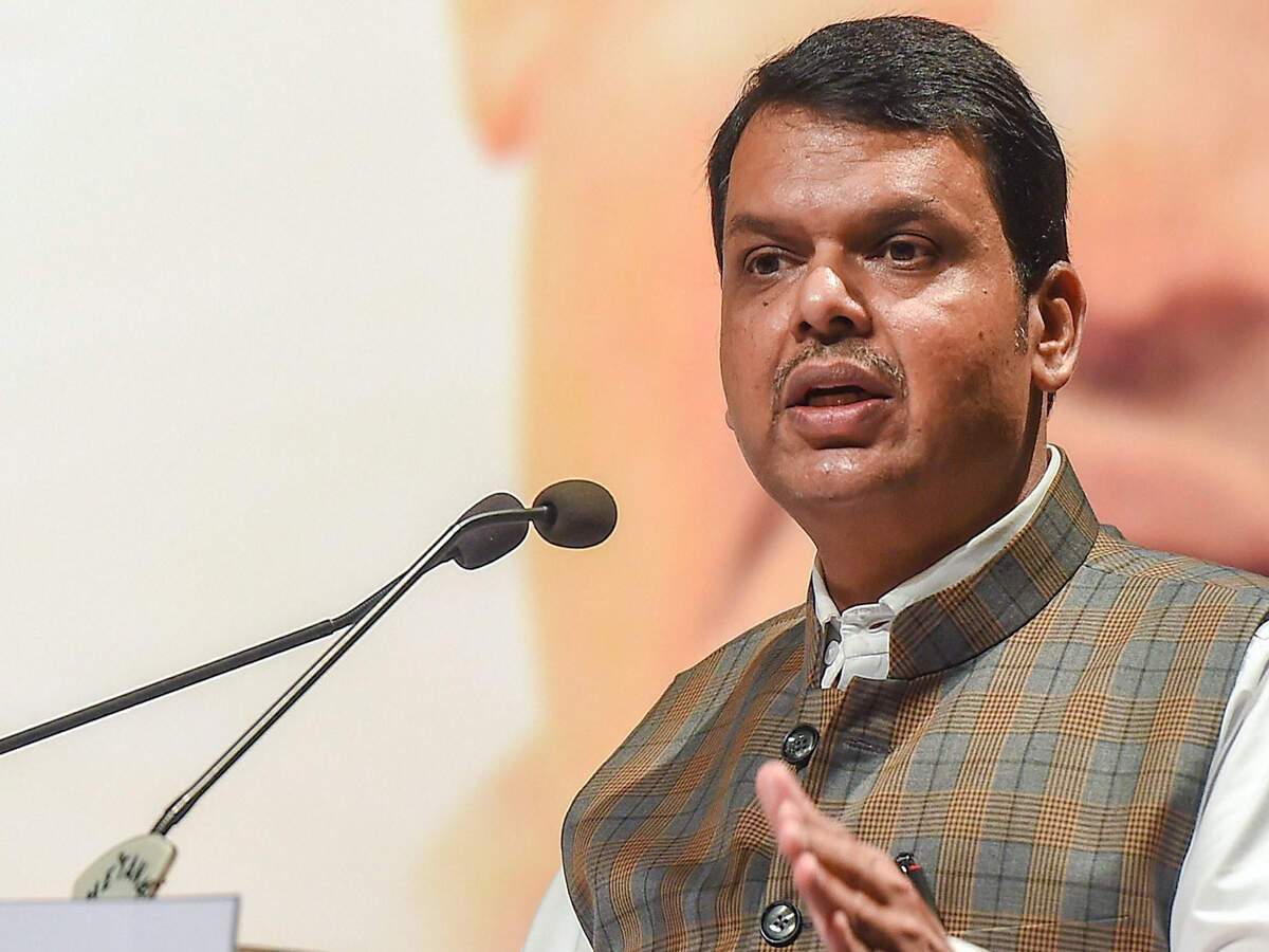 Dharavi residents demand quick decision on redevelopment from Maharashtra CM