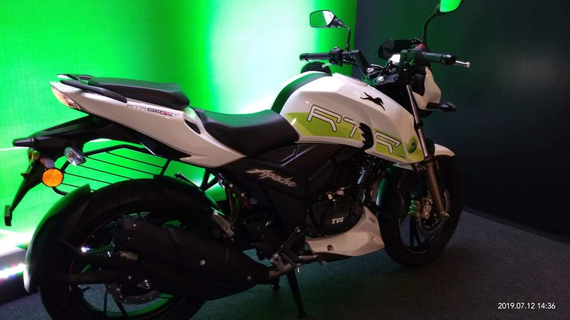 Tvs Apache Rtr 200 Price Tvs Launches Ethanol Based Apache Rtr