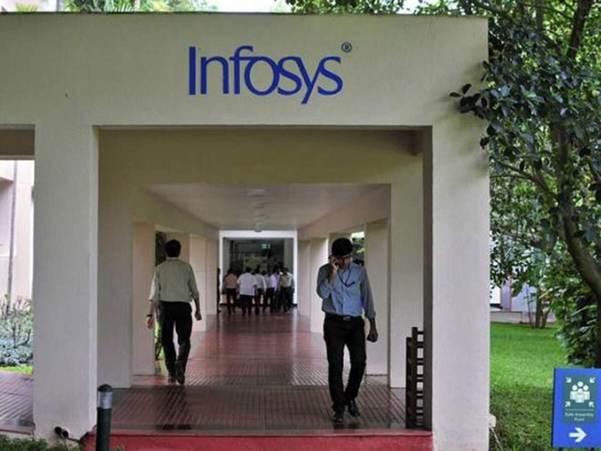 Infosys grows faster than TCS in Q1