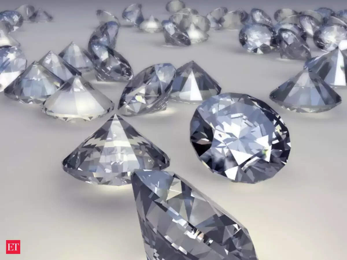 Indian diamond market loses sparkle, De Beers lowers output forecast