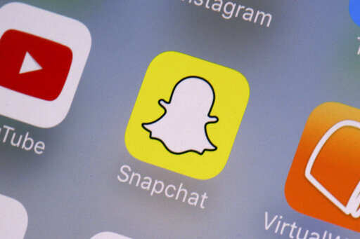 Snap's Android fix, gender-changing lens boost users