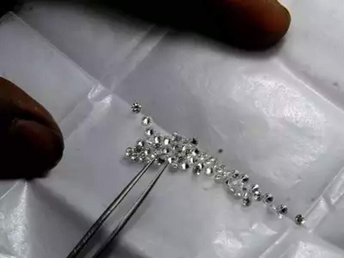 Customs dept cracks down on 'rough diamonds', industry cries foul